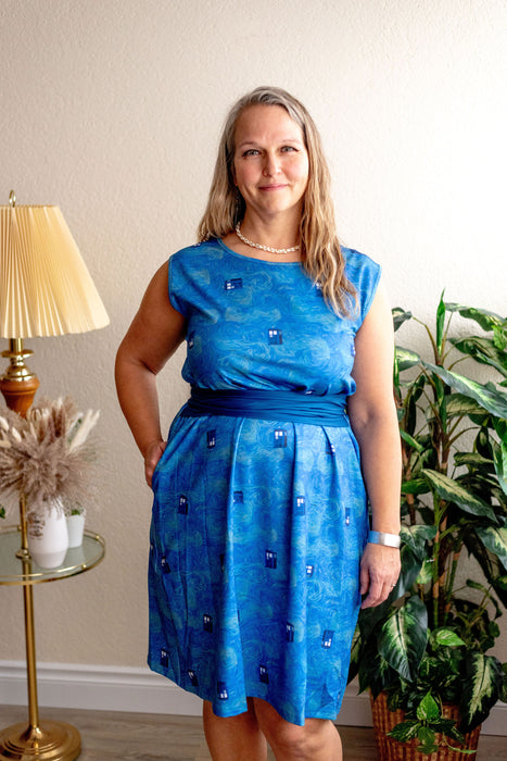 Starry Night & The Doctor Tie Wrap Dress with Pockets